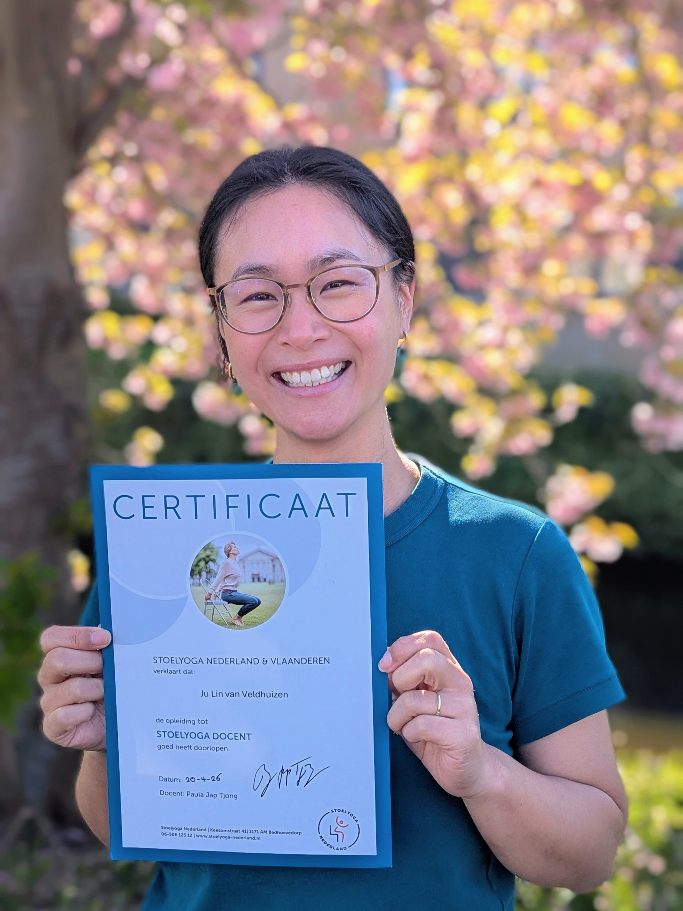 Ju Lin van Veldhuizen - Gecertificeerd Stoelyoga Docent Back to Zen